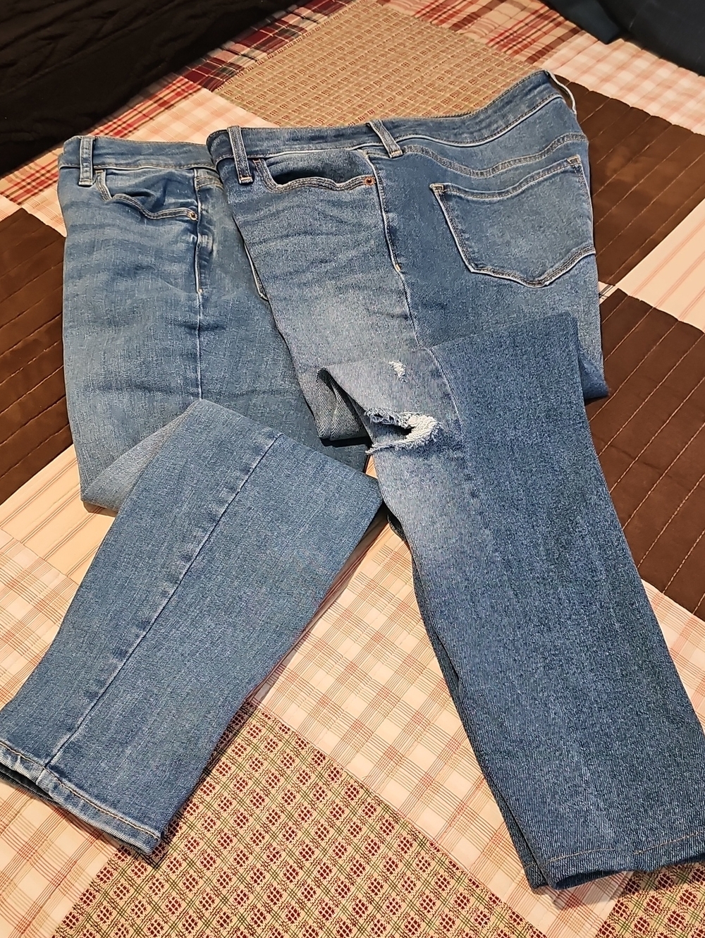 (2) Old Navy Light Blue Jeans
